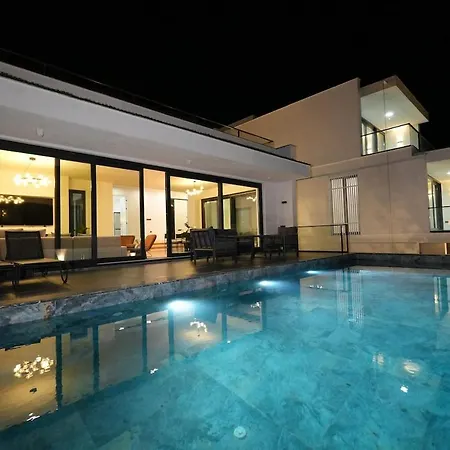 The House 33 *