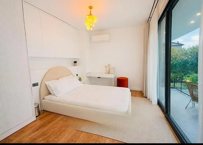 Villa Private And Modern Luxury With View In *