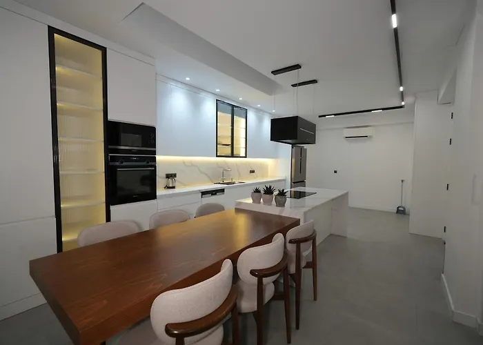 Villa Private And Modern Luxury With View In *