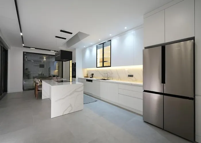 Private And Modern Luxury With View In Sapanca